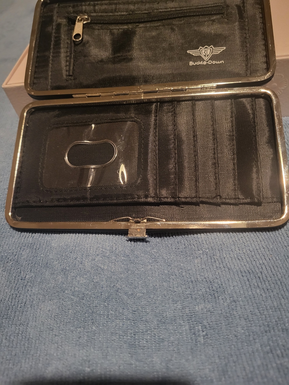 Wallet - Picture 4 of 4
